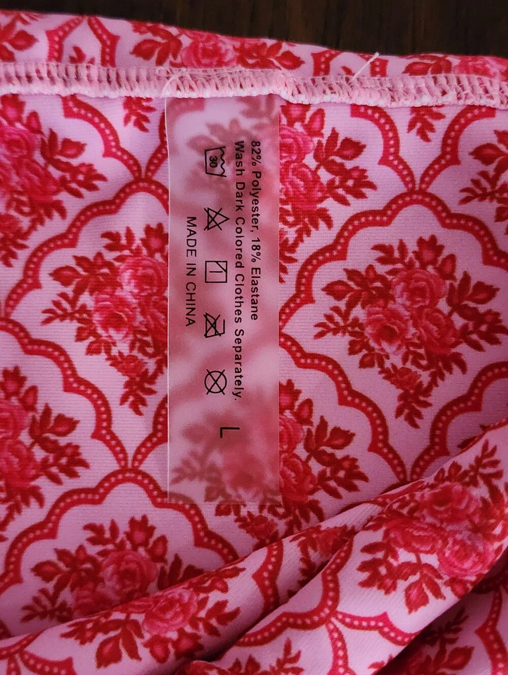 RoseSeek women piece